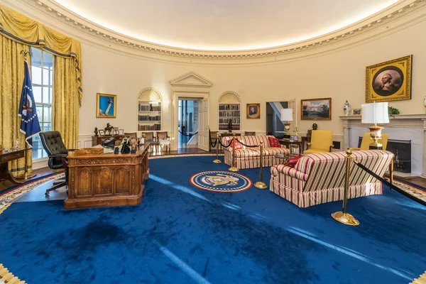 Little Rock, Ar/ABD - Şubat 2016 yaklaşık: Beyaz Saray'nın Oval Office William J. Clinton başkanlık Merkezi ve Kütüphane Little Rock, Arkansas kopyası