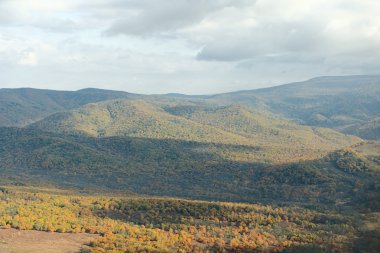 Primorsky Krai yakınında uçaktan gördüm tepelerinde