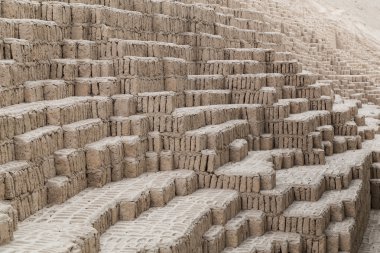 Huaca Pucllana, Juliana veya Wak'a Pukllana - büyük adobe ve kil piramitte Miraflores, Lima, Peru