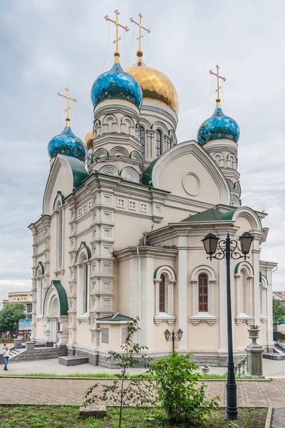 Pokrovsky Catedral Ortodoxa Rusa en Vladivostok, Rusia —  Fotos de Stock