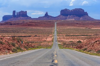 Navajo ulus rezervasyon Utah ve Arizona arasındaki vadide anıt bakış
