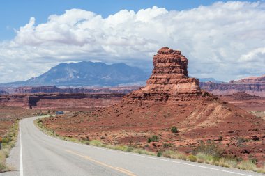 Highway in Glen Canyon National Recreation  Area clipart