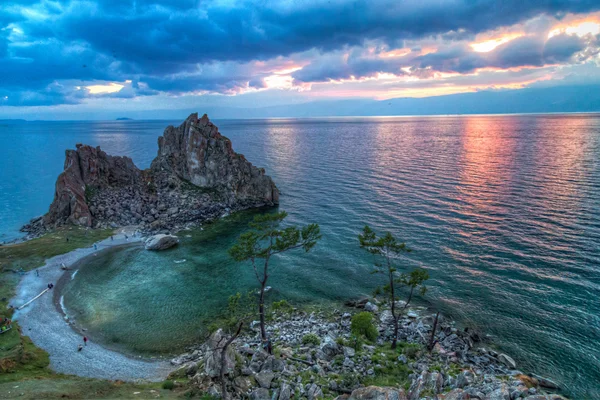 Şaman kaya, Deniz Baykal, Rusya Federasyonu