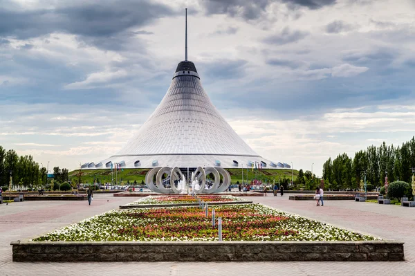 Khan shatyr in astana, Kasachstan — Stockfoto