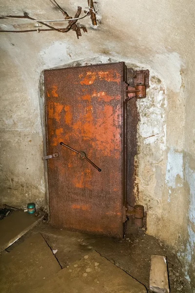 Secret Communist Party Nuclear Bunker and Shelter -  Door — Stock Photo, Image