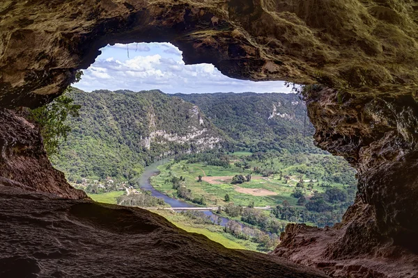 Cueva Ventana - Window jeskyně v Puerto Rico — Stock fotografie