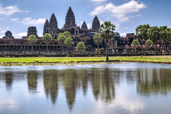 Vista de Angkor Wat durante el día —  Fotos de Stock