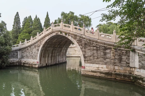 Beijing, China - circa September 2015: Half-Wall Bridge in Summer Palace,  Beijing — Stock Fotó