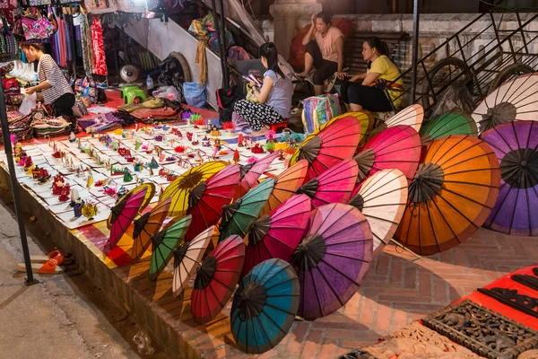 Luang Prabang, Laos - circa August 2015: Souvenirs are sold at night market in Luang Prabang,  Laos — 图库照片