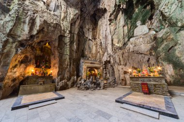 Tapınaklı Huyen Khong Mağarası, mermer dağlar, Vietnam