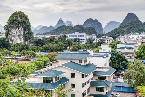Guilin ve Fubo Hill, karstik Dağları Panoraması