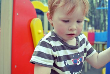 küçük çocuk yaz gün