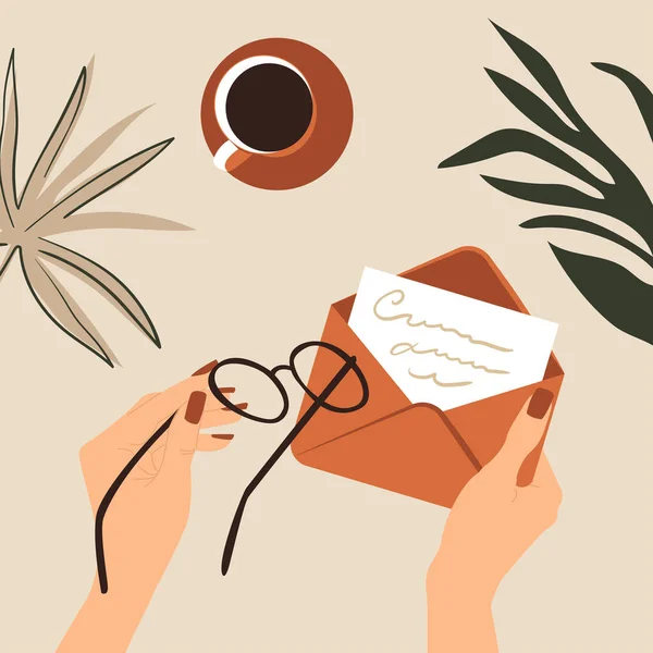 Sobre Con Una Carta Manos Femeninas Mujer Abre Tarjeta Postal — Vector de stock