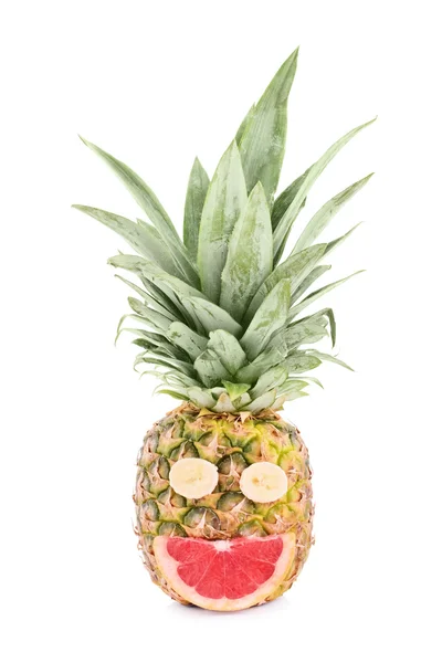 Ananas smiley isolerad på vit — Stockfoto