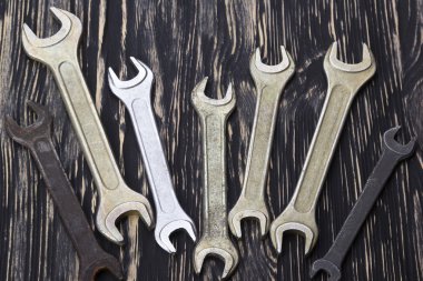 Birkaç farklı boyutlarda anahtarları kümesi.