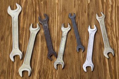 Birkaç farklı boyutlarda anahtarları kümesi.