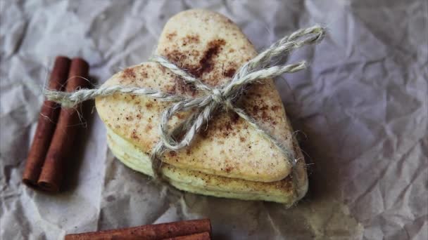 Galletas giratorias y canela, video — Vídeos de Stock