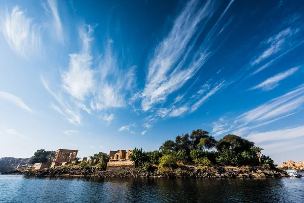 Mısır, Agilkia adasındaki Isis Tapınağı, Aswan, Mısır 'dan taşındı. Eski, tarihi