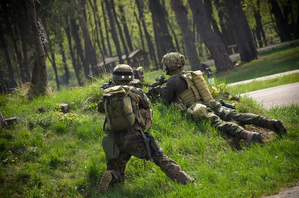 Soldier in Action — Stock Photo, Image