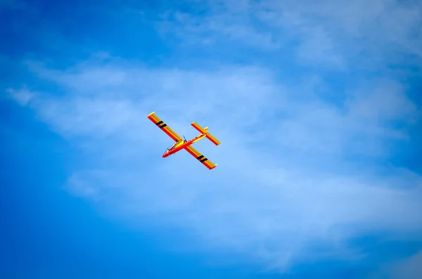 UAV uçağı uçak uçan