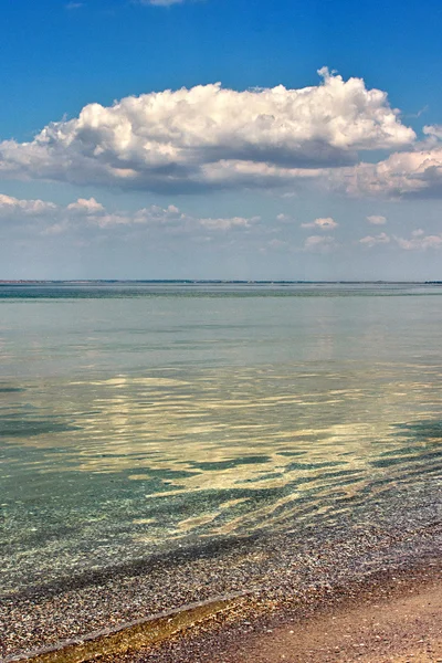 Día soleado en un mar —  Fotos de Stock