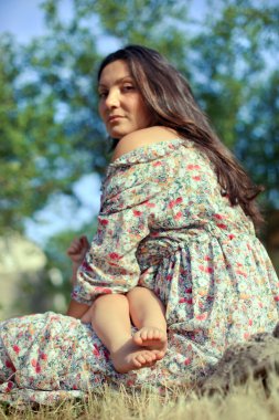 bir çocuğu olan kadın