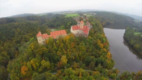 Château militaire médiéval avec prison — Video