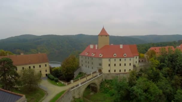 Eski ortaçağ Kraliyet kale — Stok video