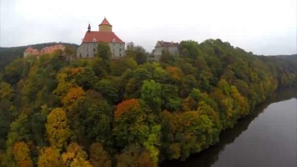 Alte mittelalterliche Burg — Stockvideo