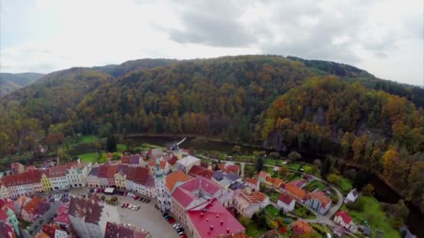 欧洲城堡与河 — 图库视频影像