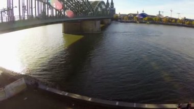 Köln Tren Köprüsü
