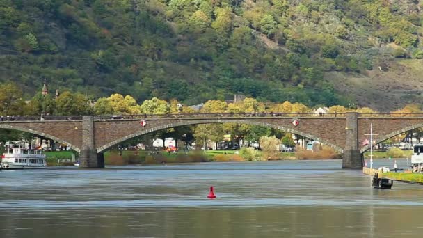 Cronometragem do tráfego da ponte — Vídeo de Stock