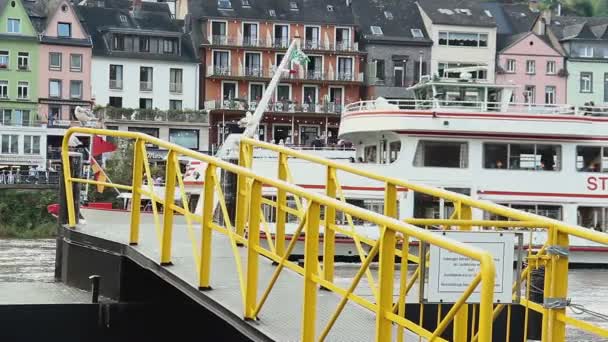 Transport fluvial allemand — Video