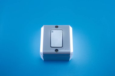 Kişisel ya da ev kullanımı için elektronik ışık düğmesi