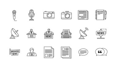Beyaz arka planda izole edilmiş mikrofon kameraları ve gazeteler gibi haber medyası gazeteciliği ve haberleşme unsurlarını temsil eden yirmi el çizim ikonlarından oluşan bir koleksiyon..