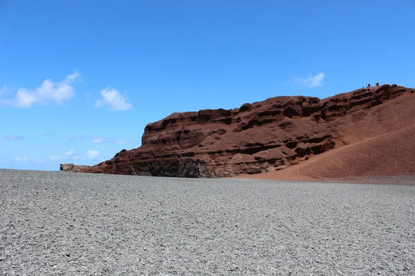 Rocha vermelha em Lanzarote, Ilhas Canárias — Fotografia de Stock
