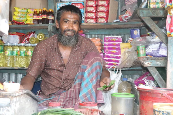 Poor Asian Vendor Selling Betel Leaf Customer Food Shop Owner — Stock Photo, Image