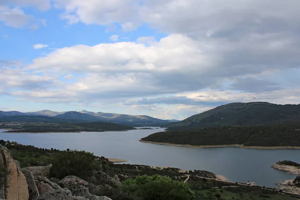 Atazar Reservoir Panoramik — Stok fotoğraf