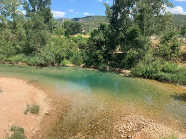 Jcar nehri Cuenca bölgesinden geçerken