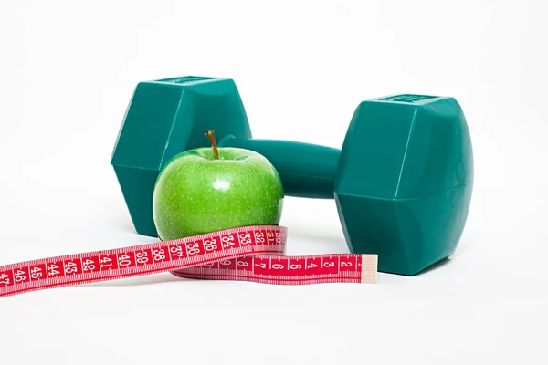 Ernährungskonzept Mit Grünem Apfel Umwickelt Von Einem Maßband Auf Weißem — Stockfoto