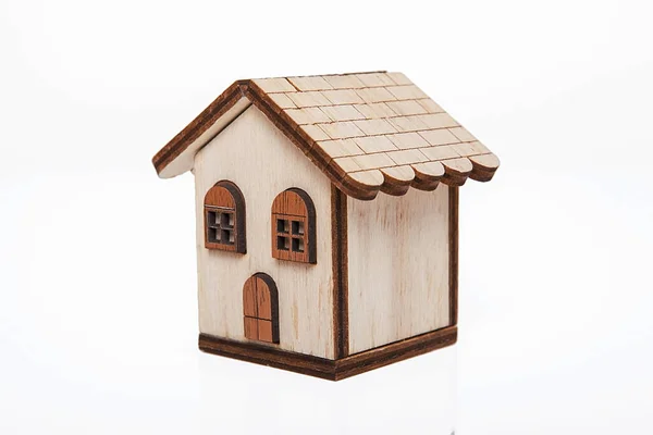房产代理模型 用木头做的小房子模型 房地产概念 — 图库照片