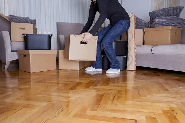 Woman Moving New House Boxes Moved New House Real Estate — Stock Photo, Image