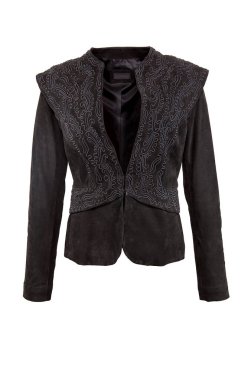 Siyah deri ceket beyaz arkaplanda izole.