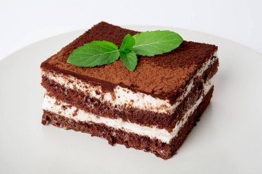 Özel durumlar için hazır, lezzetli ve güzel pasta tiramisusu..