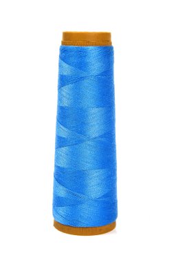 Renkli dikiş ipliği makaraları, doğal iplik..