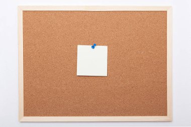  Mantar panodaki renkli notlar (ilan tahtası). Post-it..