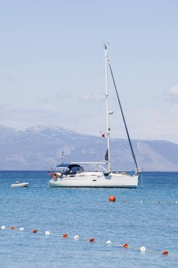 Gemi, tekne, deniz, kıyı şeridi, yaz manzarası.