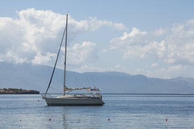 Gemi, tekne, deniz, kıyı şeridi, yaz manzarası.