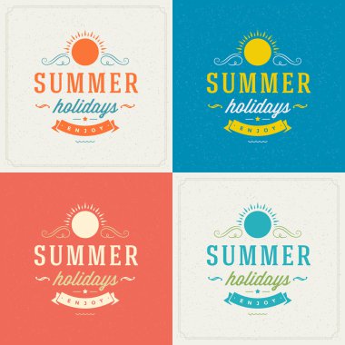 Yaz tatilleri Retro tipografi etiketleri veya rozetleri ve vektör arka planlar
