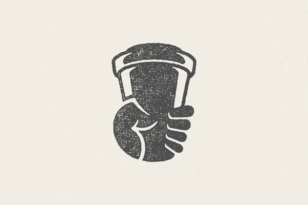 Silhuett av mänsklig hand bär takeaway kopp kaffe att gå i morgon hand dras stämpel effekt vektor illustration. — Stock vektor